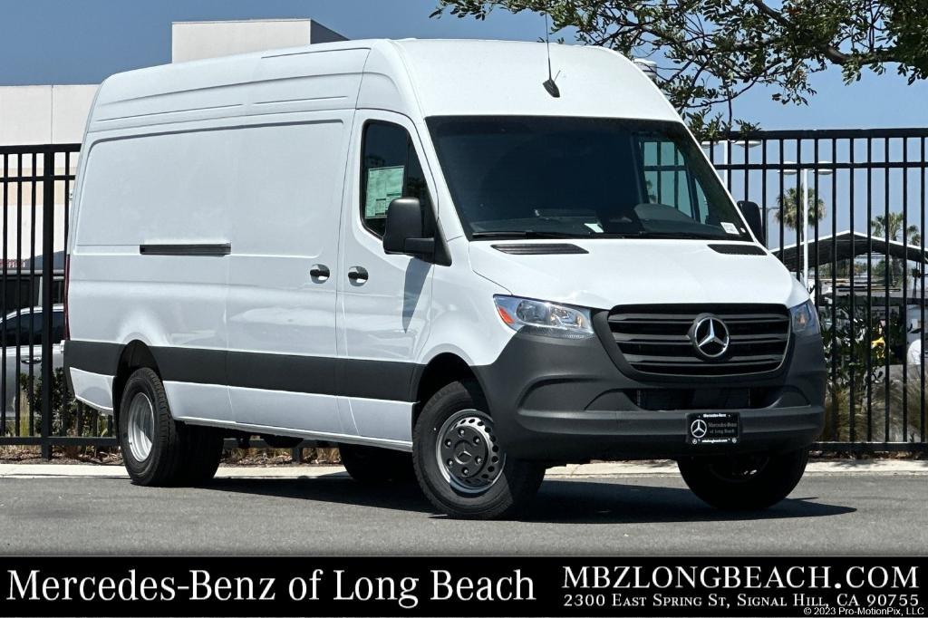new 2025 Mercedes-Benz Sprinter 3500 car, priced at $74,551