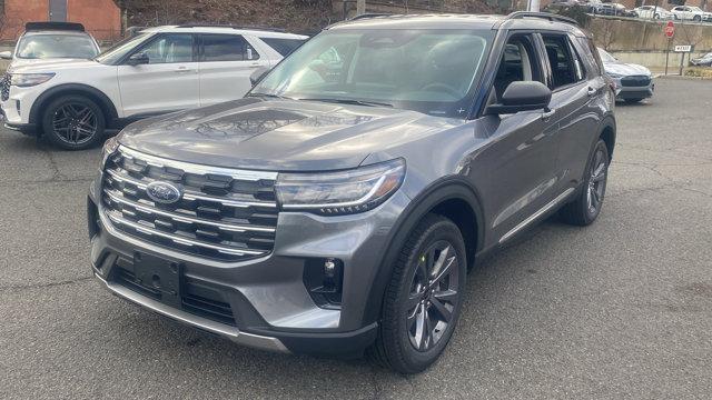 new 2025 Ford Explorer car, priced at $48,425