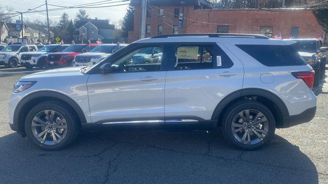 new 2025 Ford Explorer car, priced at $48,425