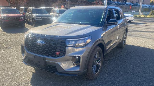 new 2025 Ford Explorer car, priced at $61,490