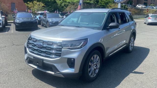 new 2025 Ford Explorer car, priced at $48,305