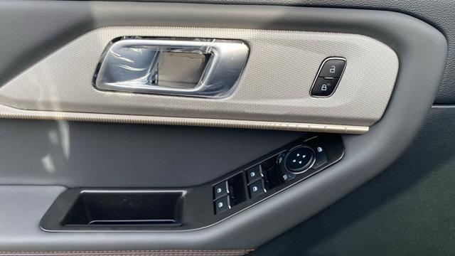 new 2025 Ford Explorer car, priced at $48,660