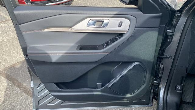 new 2025 Ford Explorer car, priced at $48,660