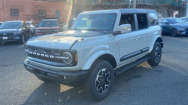 new 2024 Ford Bronco car, priced at $57,430