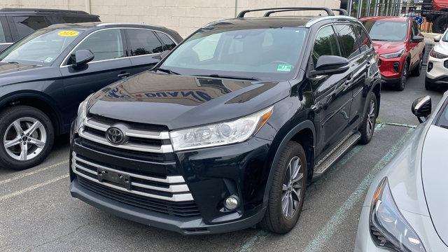 used 2018 Toyota Highlander car, priced at $26,877