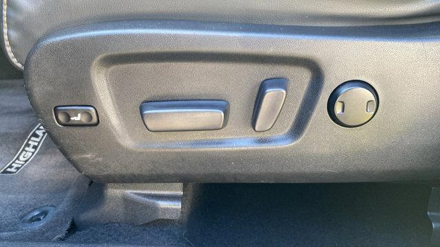 used 2018 Toyota Highlander car, priced at $24,533