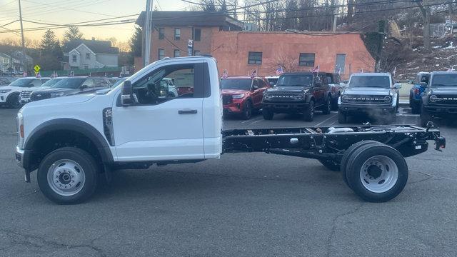 new 2025 Ford F-450 car, priced at $62,990