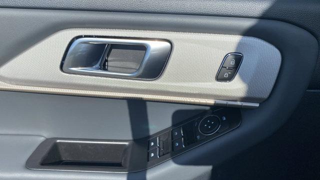 new 2025 Ford Explorer car, priced at $43,450