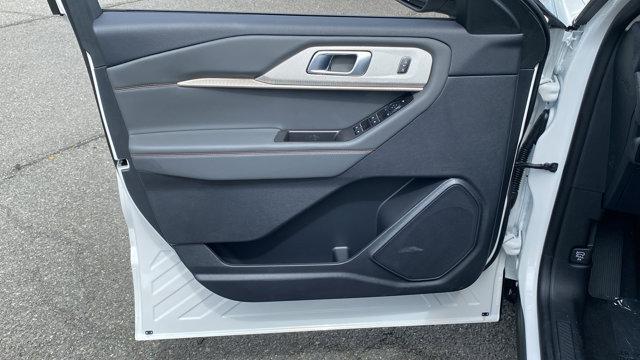 new 2025 Ford Explorer car, priced at $44,375