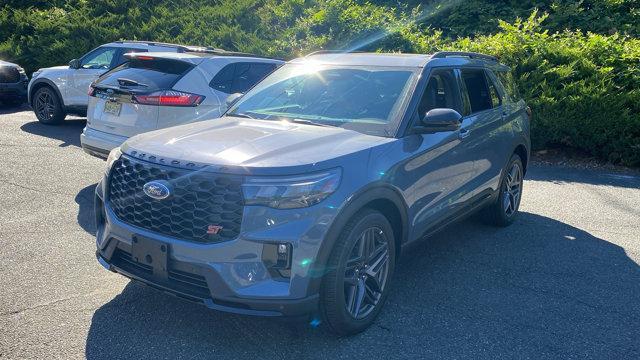 new 2025 Ford Explorer car, priced at $62,695