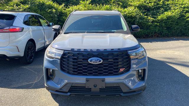 new 2025 Ford Explorer car, priced at $62,695