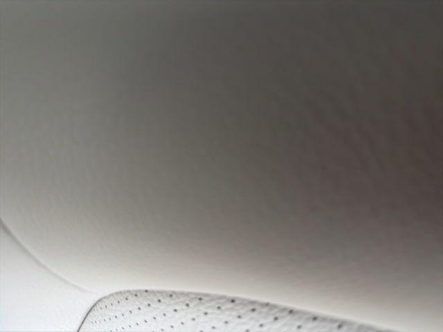 used 2021 Mercedes-Benz GLC 300 car, priced at $27,391