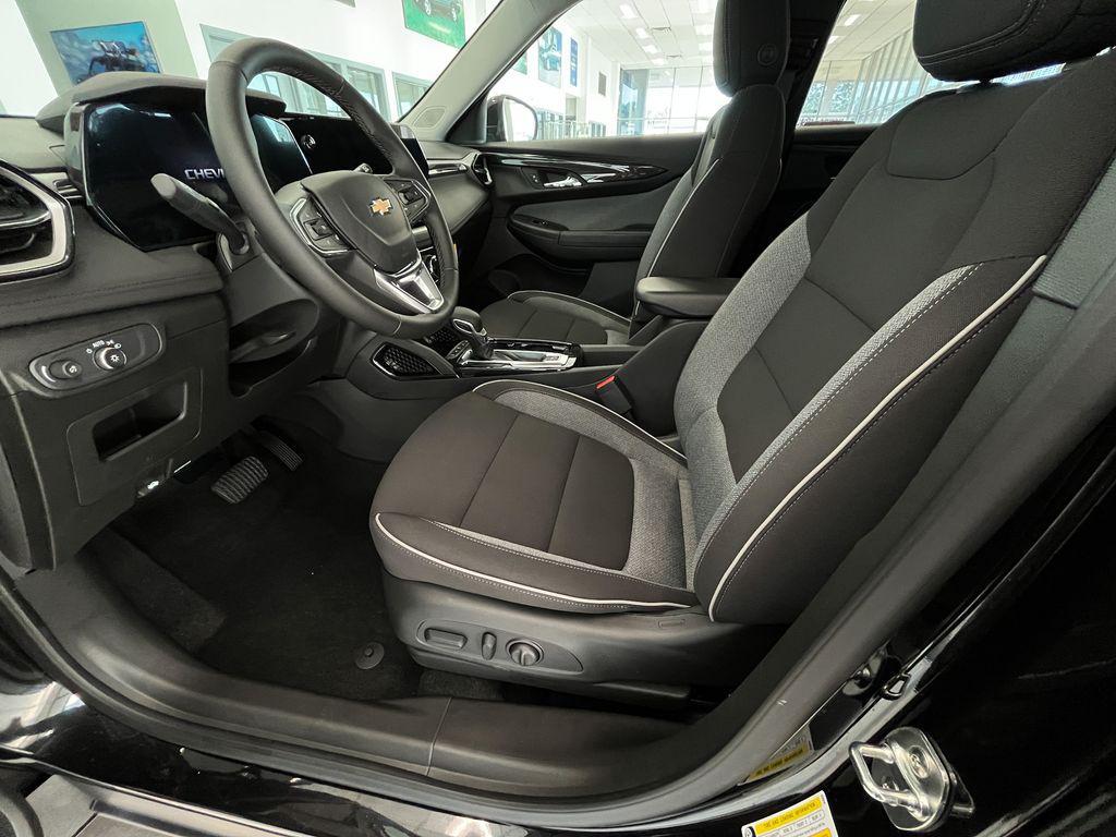 used 2024 Chevrolet TrailBlazer car, priced at $24,200