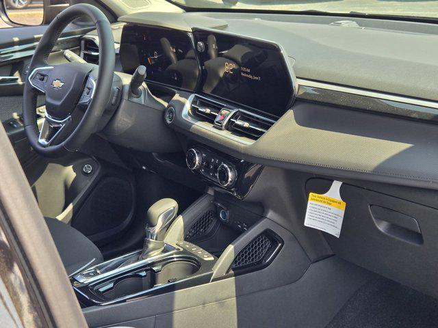 new 2025 Chevrolet TrailBlazer car, priced at $28,575