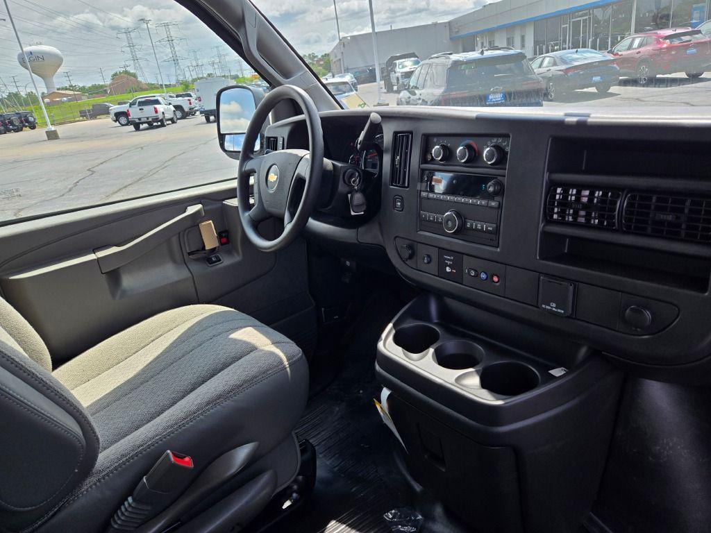 new 2025 Chevrolet Express 2500 car, priced at $50,798