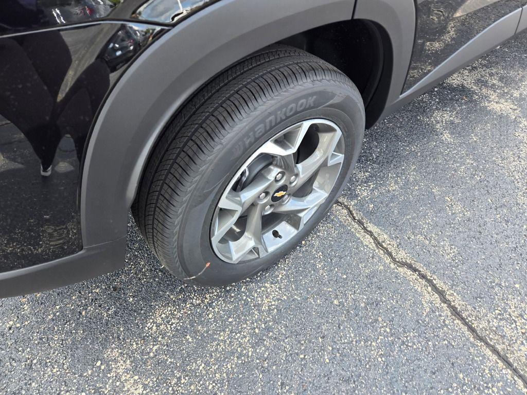 new 2026 Chevrolet Trax car, priced at $24,925