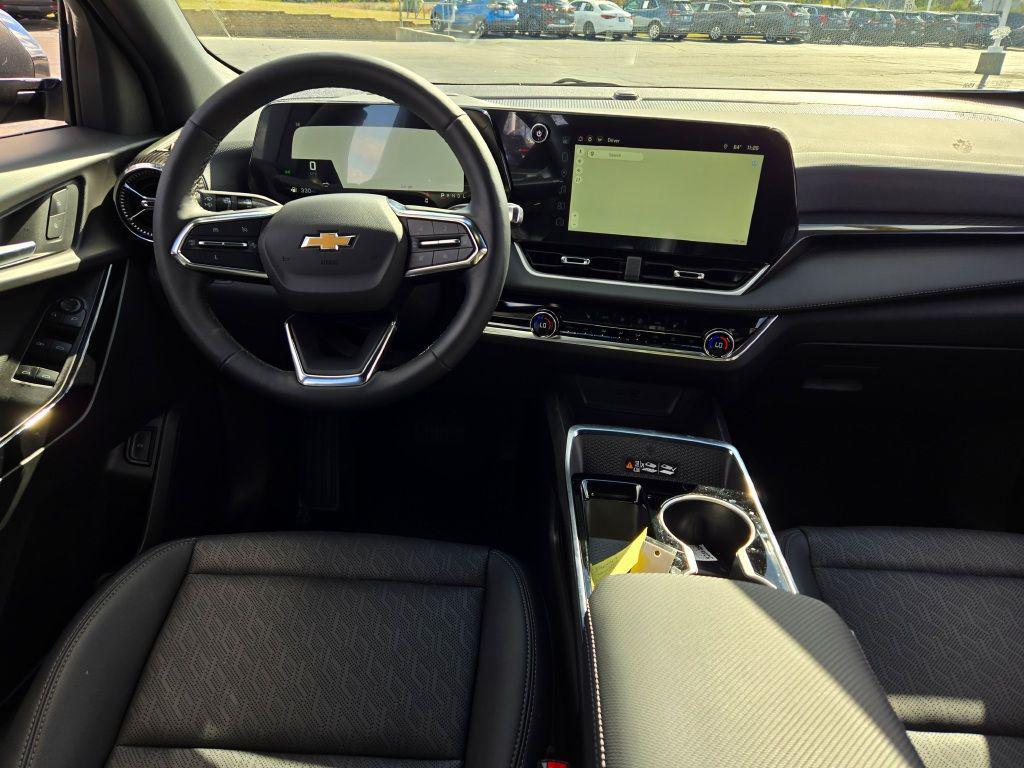 new 2025 Chevrolet Equinox car, priced at $29,930