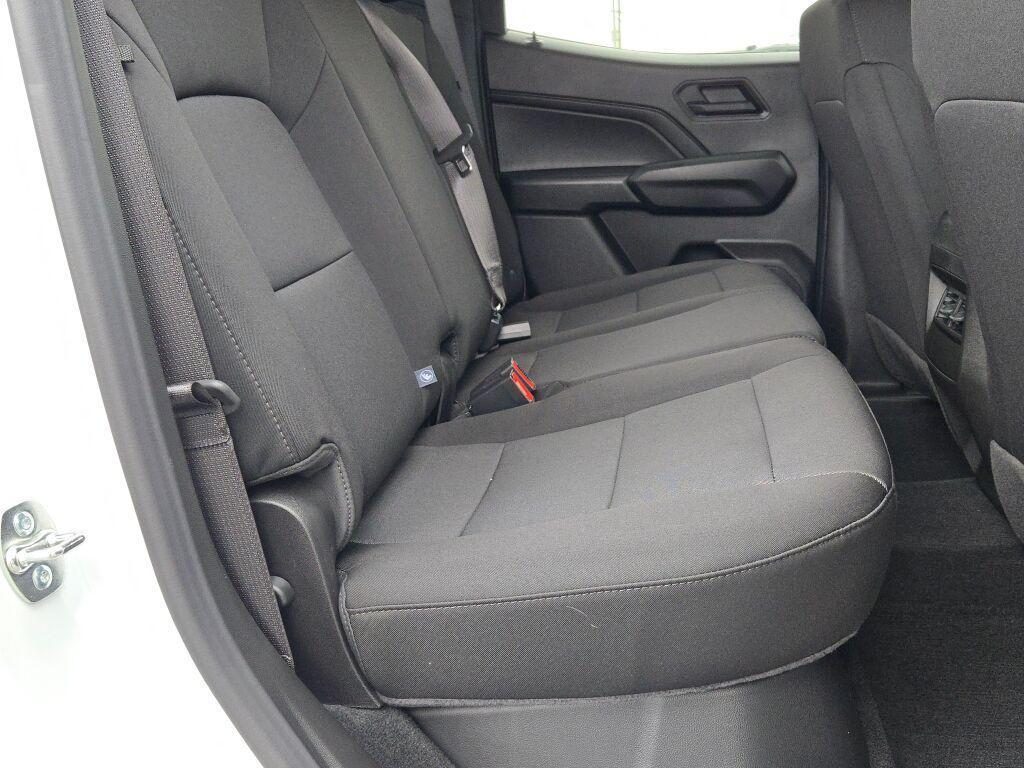 new 2025 Chevrolet Colorado car, priced at $33,520