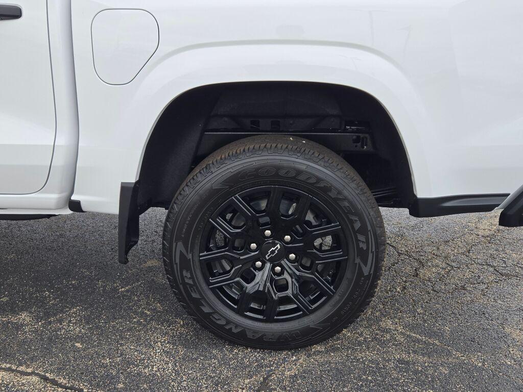 new 2025 Chevrolet Colorado car, priced at $33,520