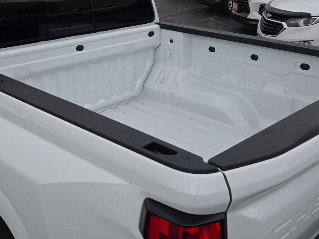 new 2025 Chevrolet Colorado car, priced at $33,520