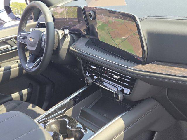 new 2025 Chevrolet Suburban car, priced at $67,618