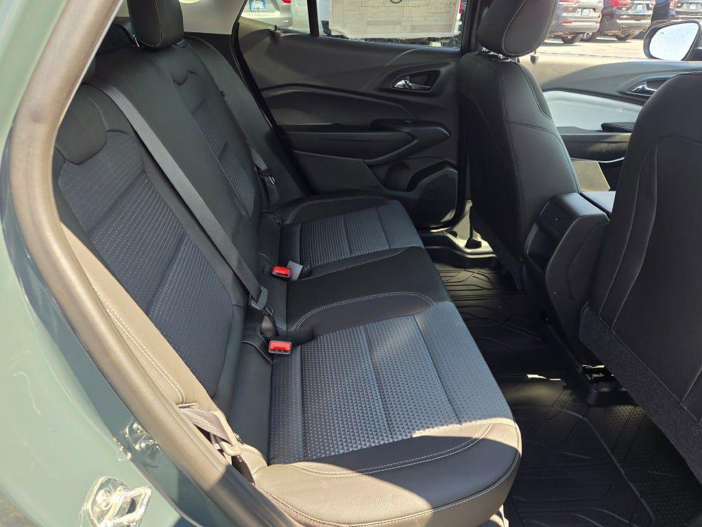 new 2025 Chevrolet Trax car, priced at $25,268