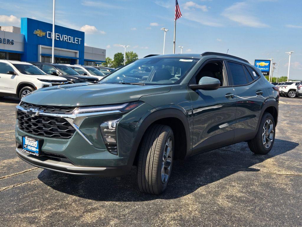 new 2025 Chevrolet Trax car, priced at $25,268