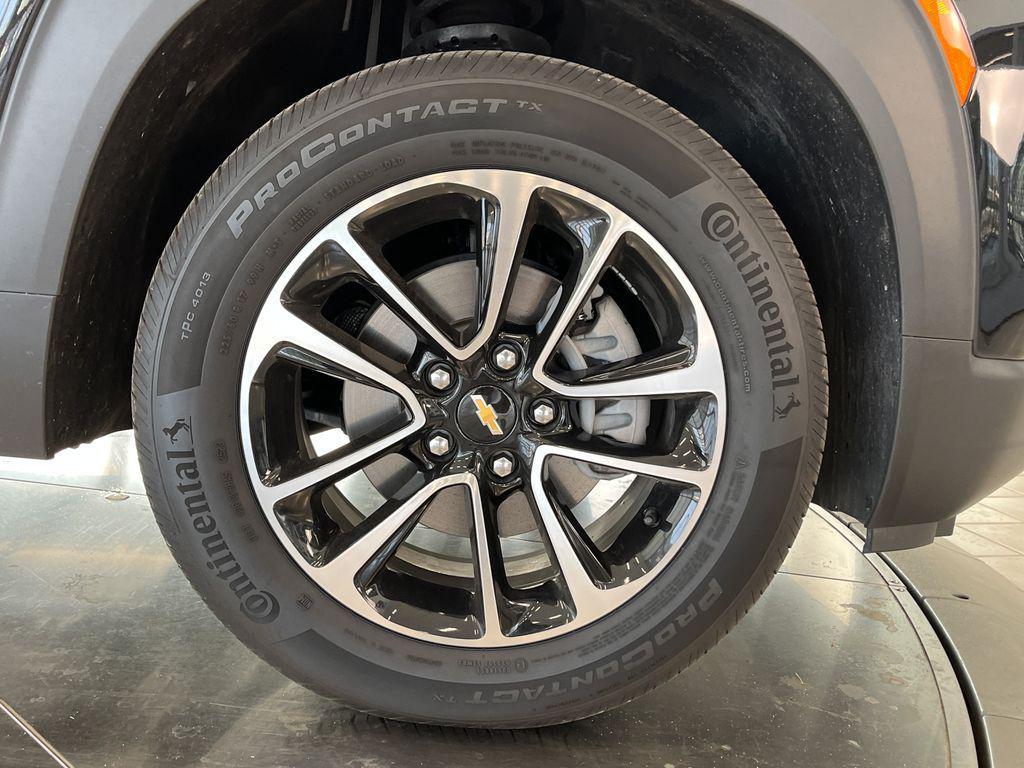 used 2024 Chevrolet TrailBlazer car, priced at $22,613