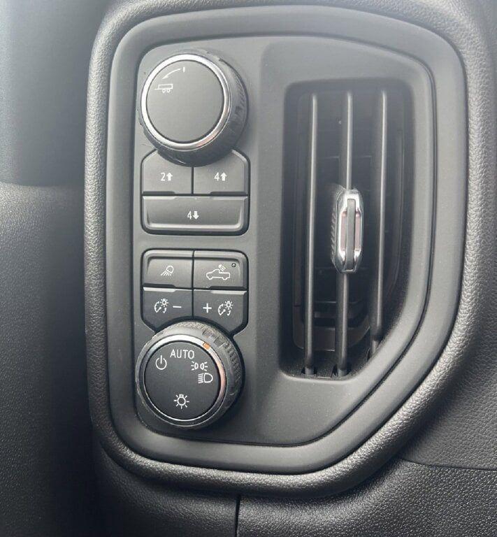 new 2024 Chevrolet Silverado 3500 car, priced at $49,813