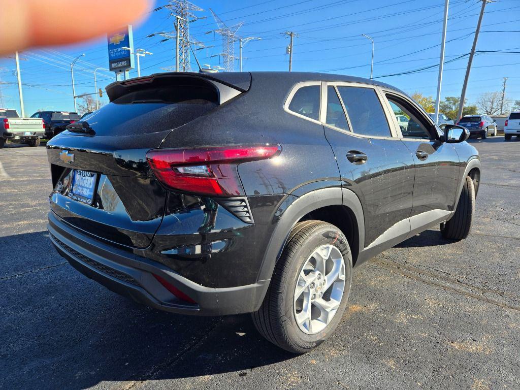 new 2026 Chevrolet Trax car, priced at $23,942