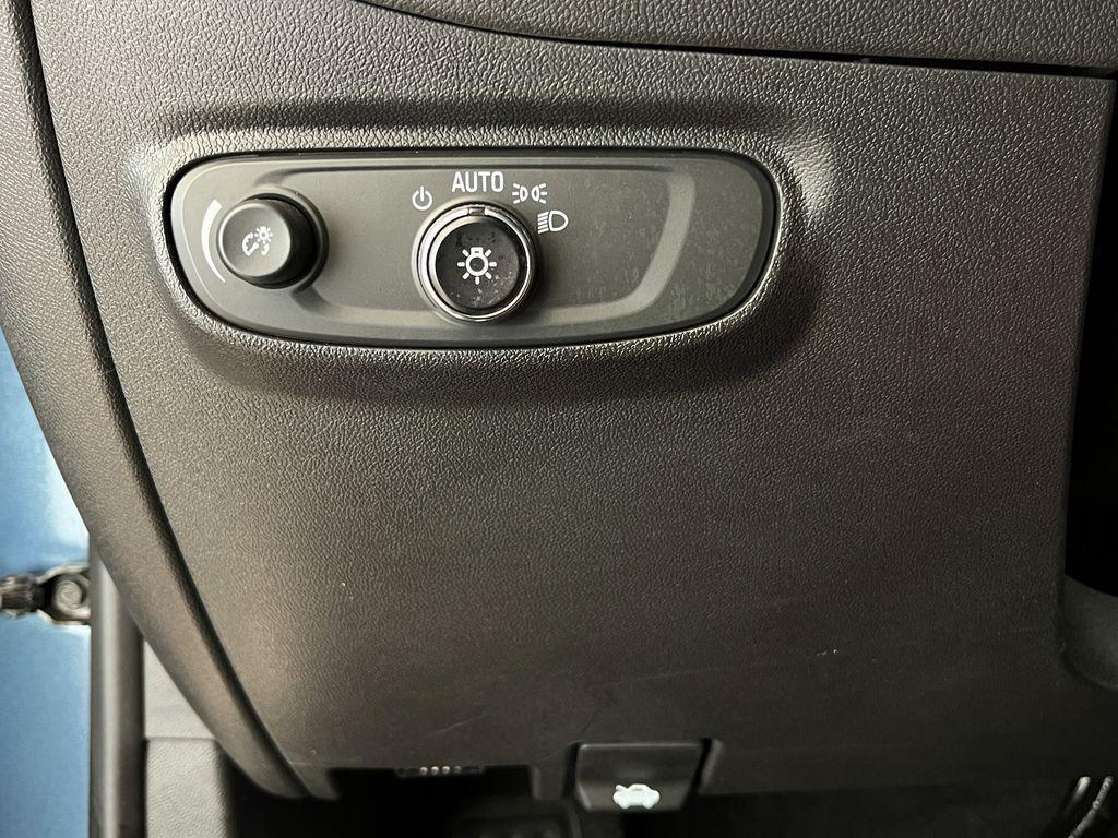 used 2024 Chevrolet Equinox car, priced at $22,671