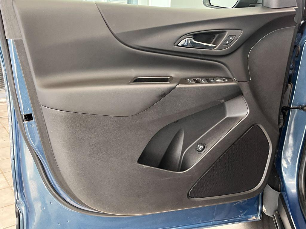 used 2024 Chevrolet Equinox car, priced at $22,671