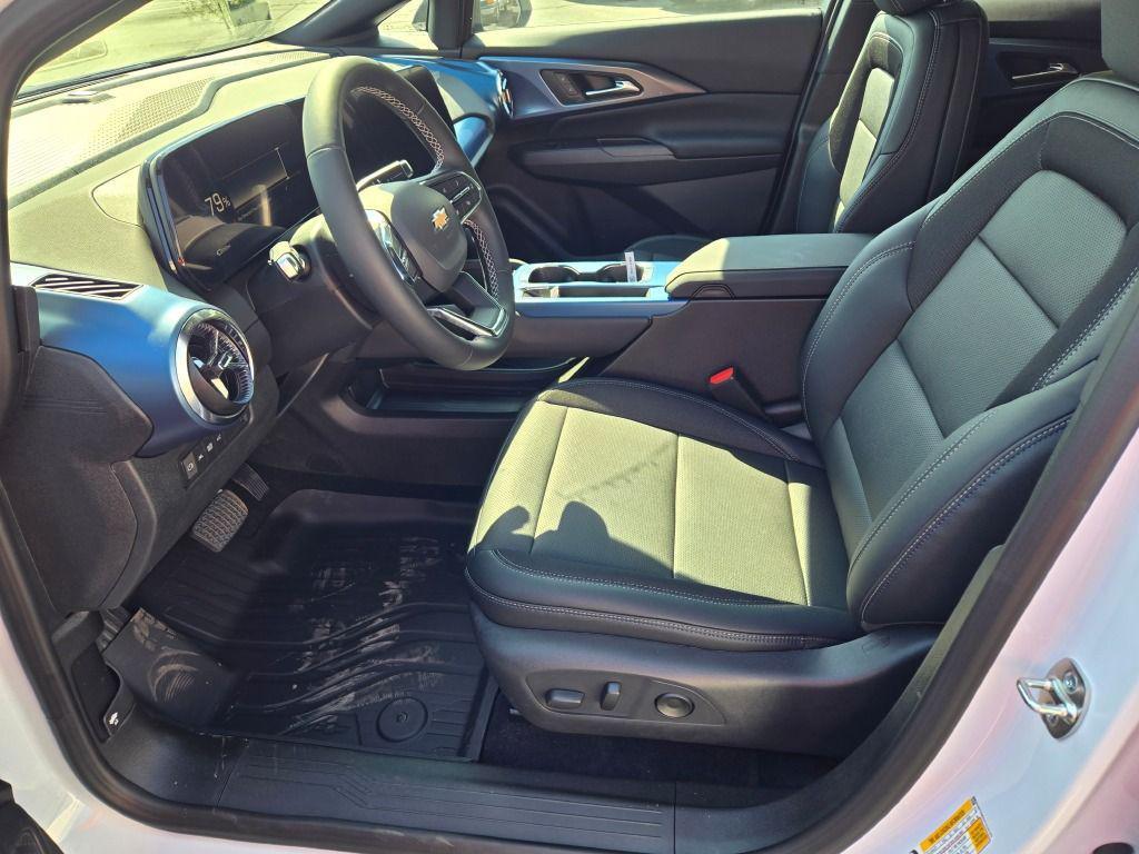 new 2026 Chevrolet Equinox EV car, priced at $43,445