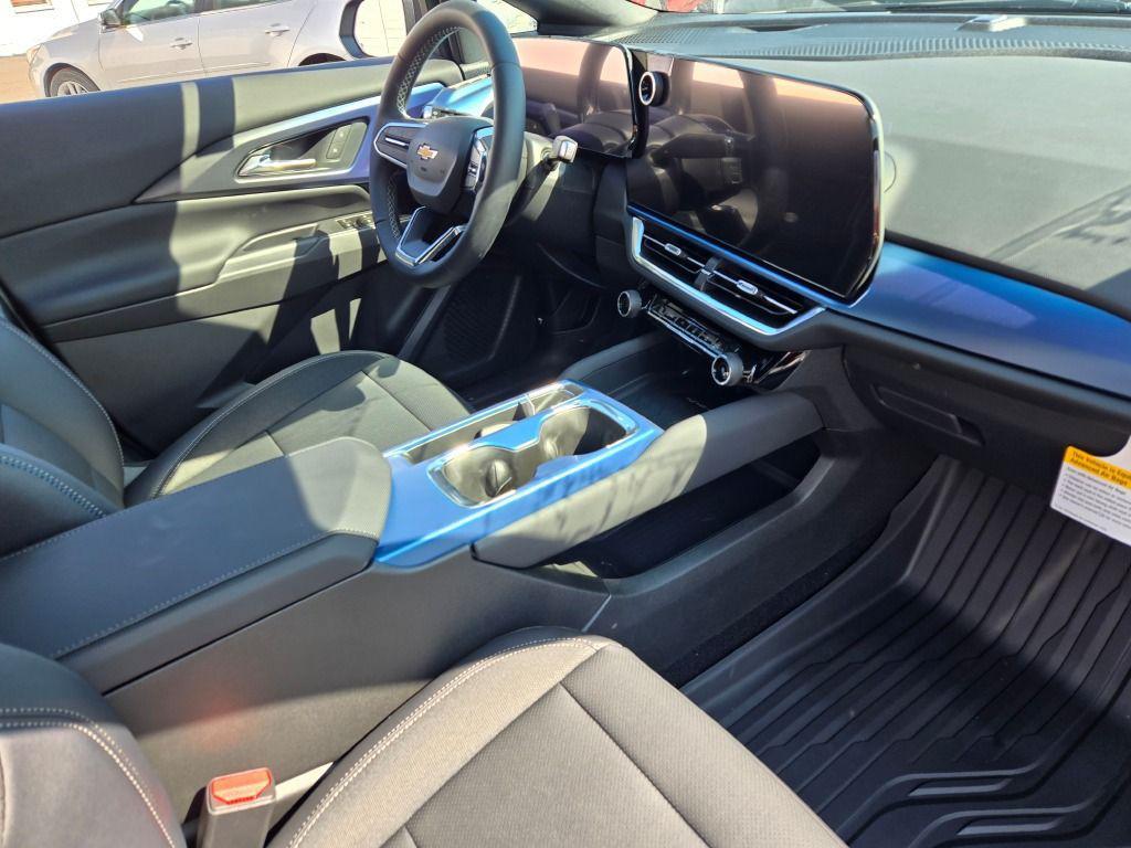 new 2026 Chevrolet Equinox EV car, priced at $43,445