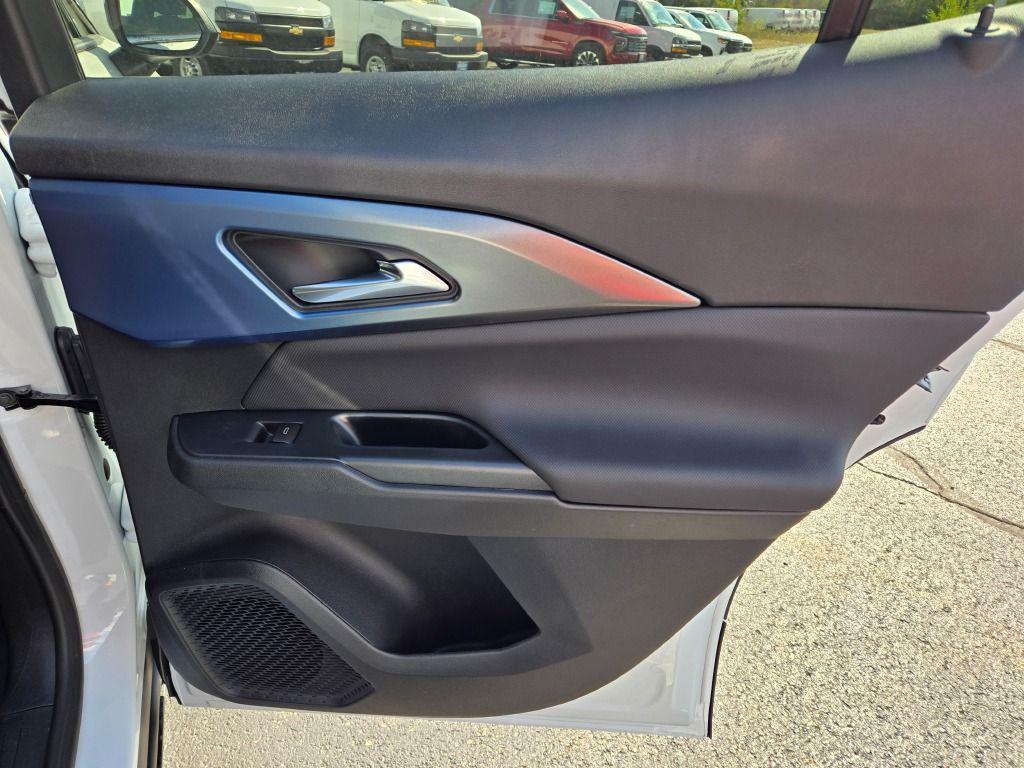 new 2026 Chevrolet Equinox EV car, priced at $43,445