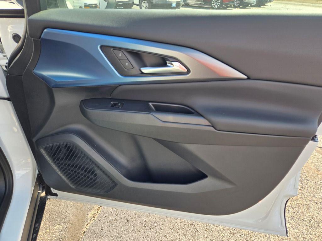 new 2026 Chevrolet Equinox EV car, priced at $43,445