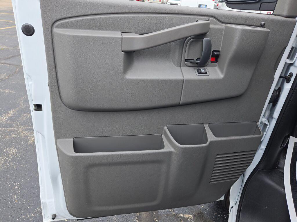 new 2025 Chevrolet Express 2500 car, priced at $50,798