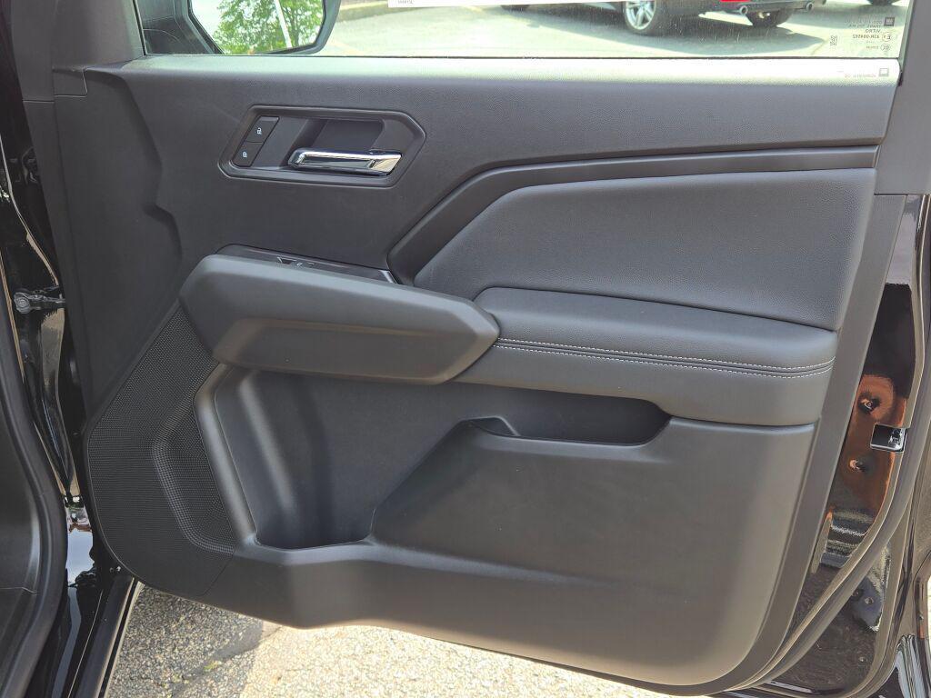 new 2025 Chevrolet Colorado car, priced at $41,819