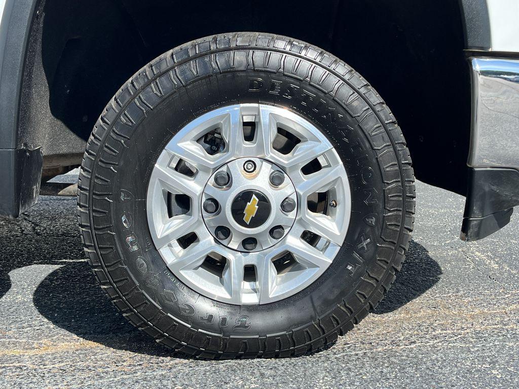 used 2021 Chevrolet Silverado 2500 car, priced at $44,960