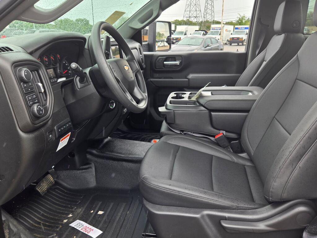 new 2025 Chevrolet Silverado 3500 car, priced at $67,171