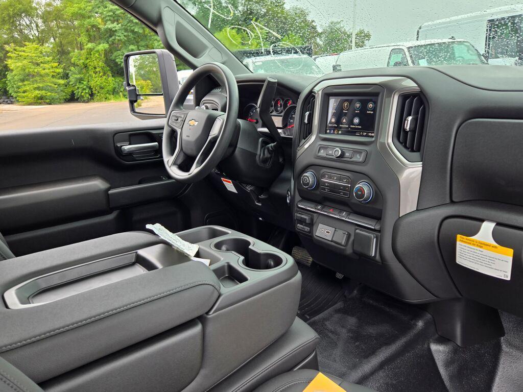 new 2025 Chevrolet Silverado 3500 car, priced at $67,171