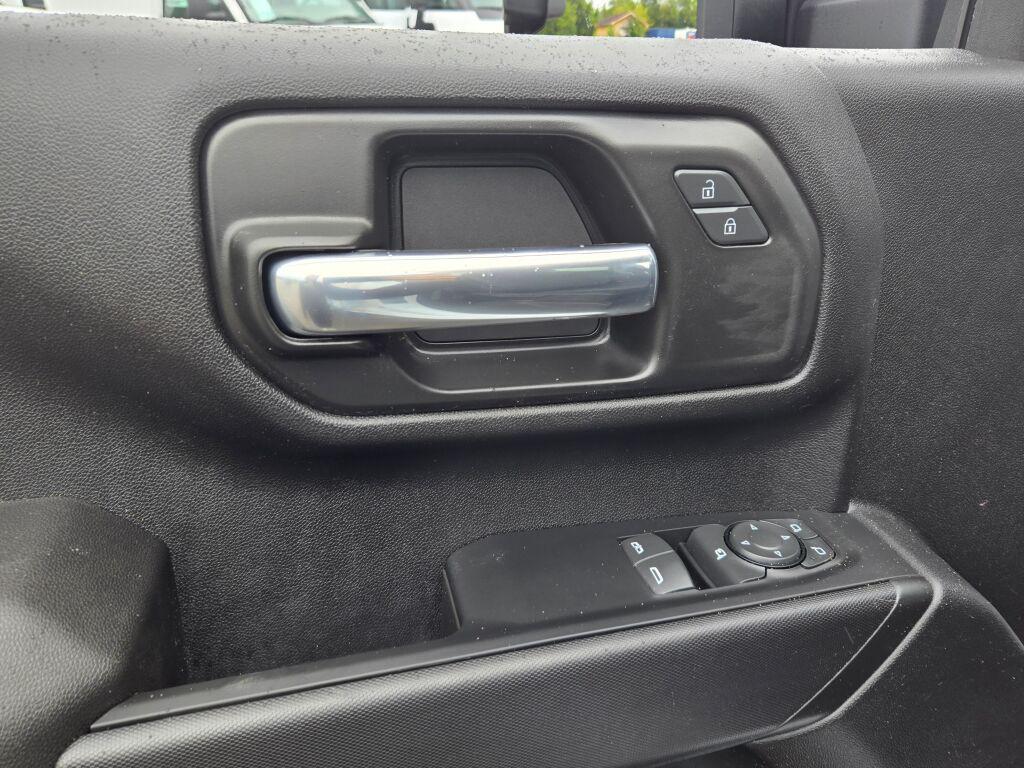 new 2025 Chevrolet Silverado 3500 car, priced at $67,171