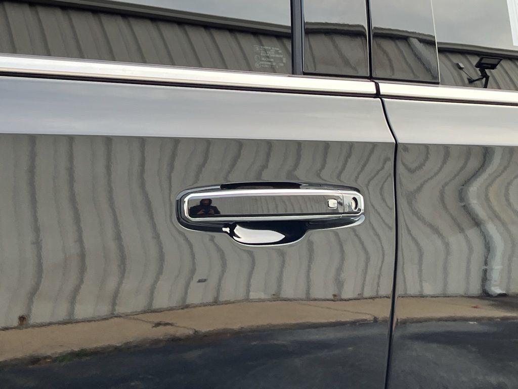 used 2022 Chevrolet Suburban car, priced at $55,213