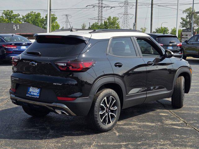 new 2025 Chevrolet TrailBlazer car, priced at $32,535