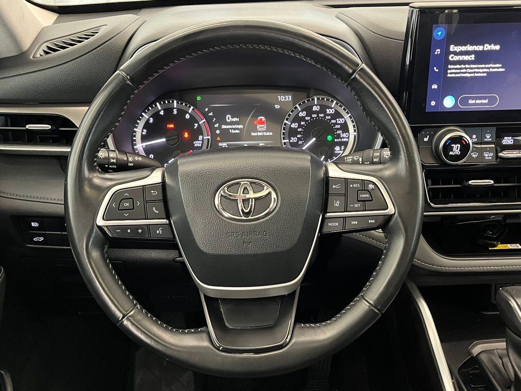 used 2023 Toyota Highlander car, priced at $35,488
