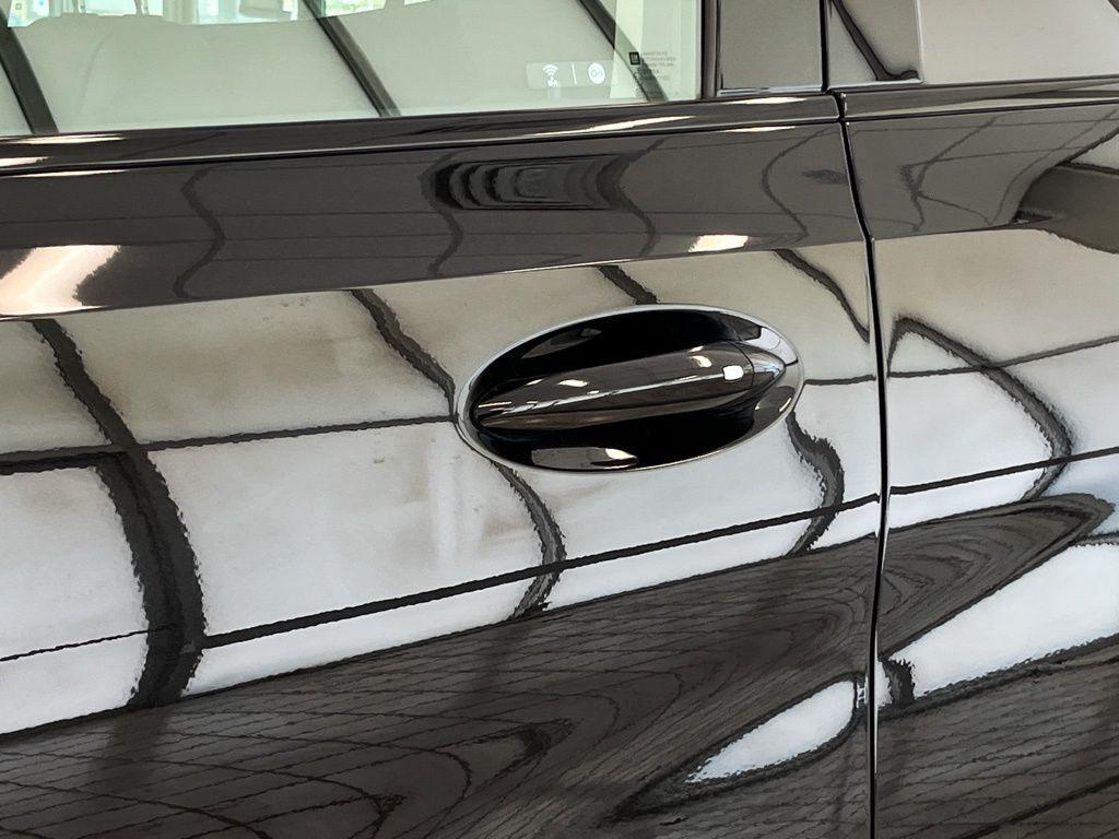 used 2023 Buick Envision car, priced at $32,960