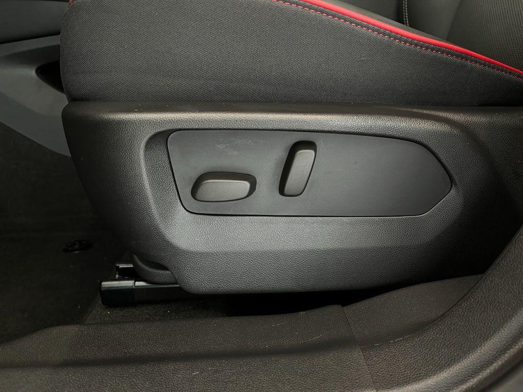 used 2023 Buick Envision car, priced at $32,960