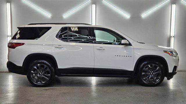 used 2021 Chevrolet Traverse car, priced at $32,760