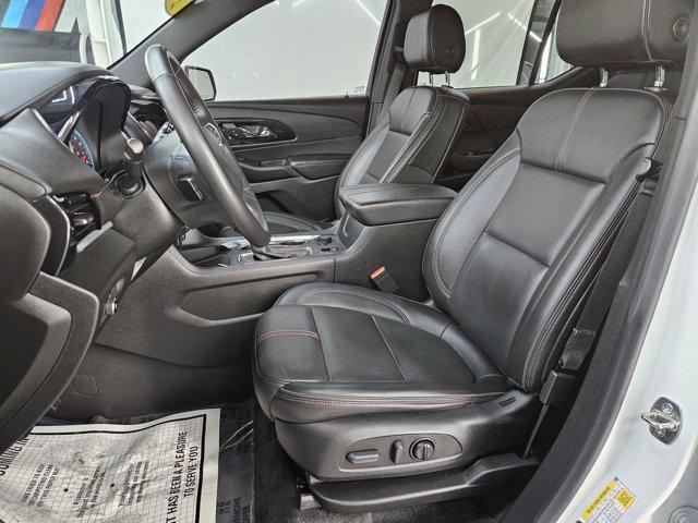 used 2022 Chevrolet Traverse car, priced at $35,460