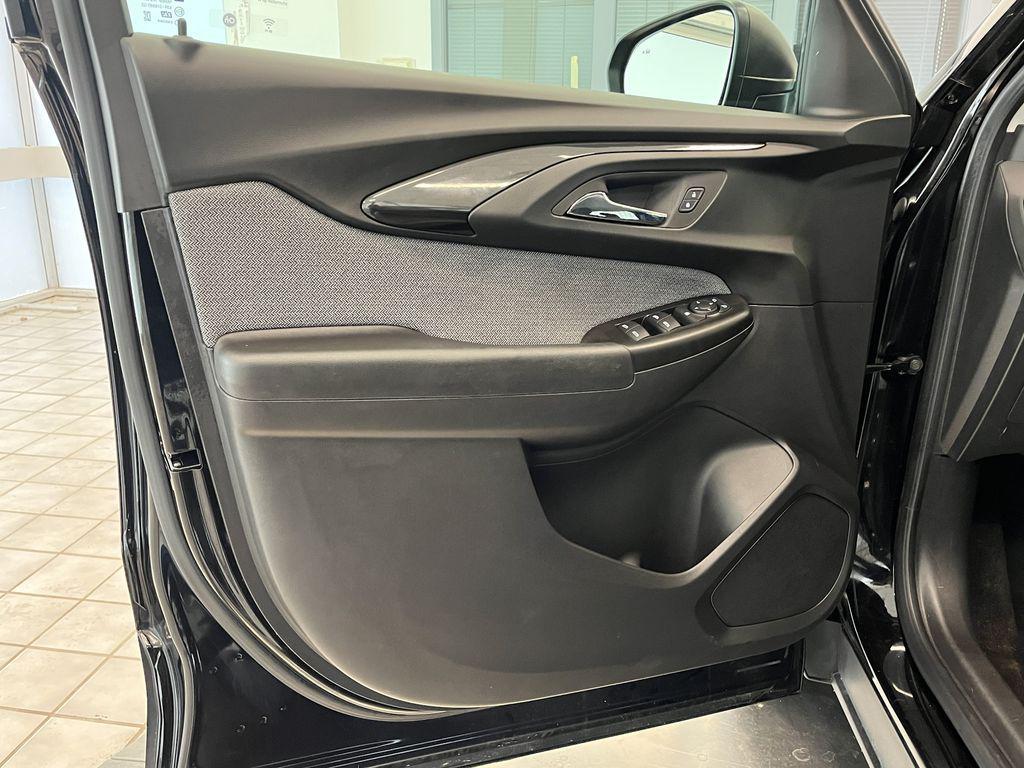 used 2022 Chevrolet TrailBlazer car, priced at $18,363